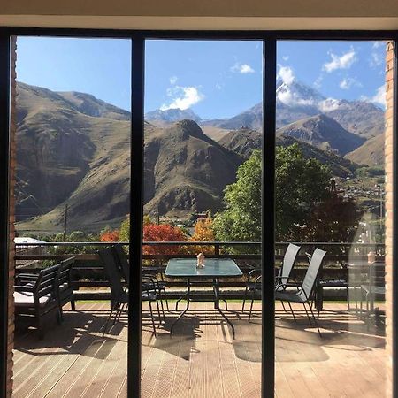 Hilltop Kazbegi Buitenkant foto
