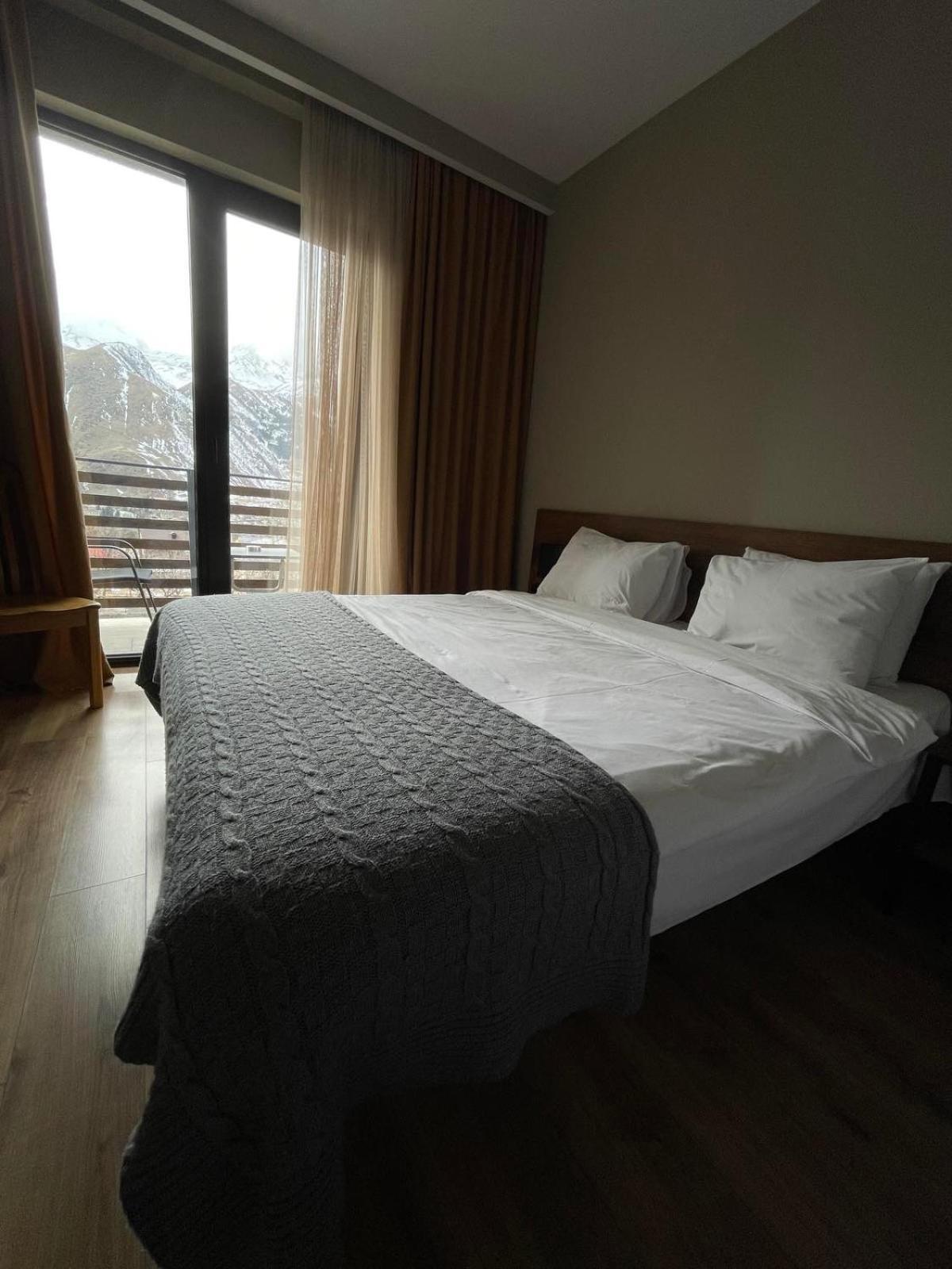 Hilltop Kazbegi Kamer foto
