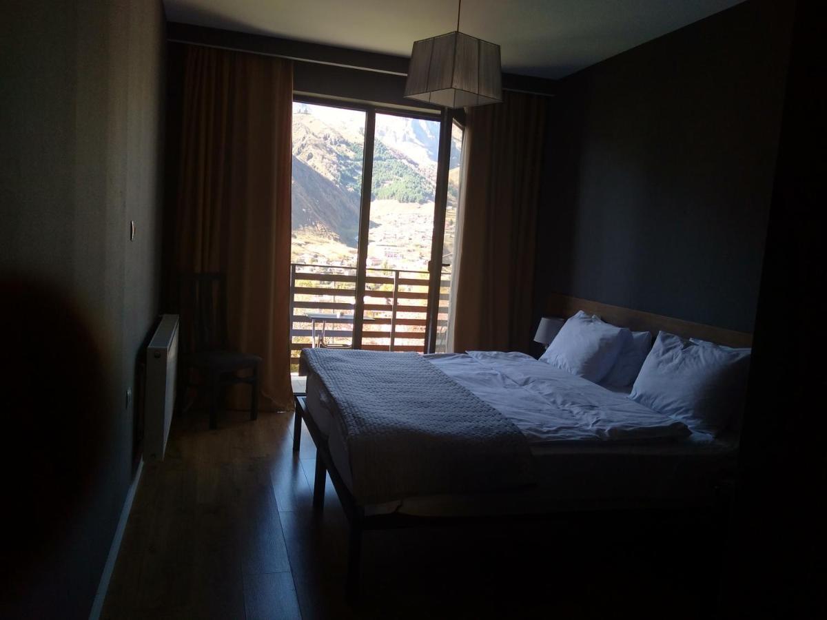 Hilltop Kazbegi Buitenkant foto