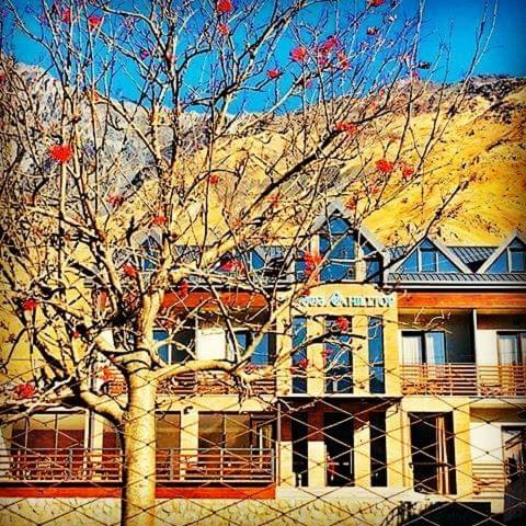Hilltop Kazbegi Buitenkant foto